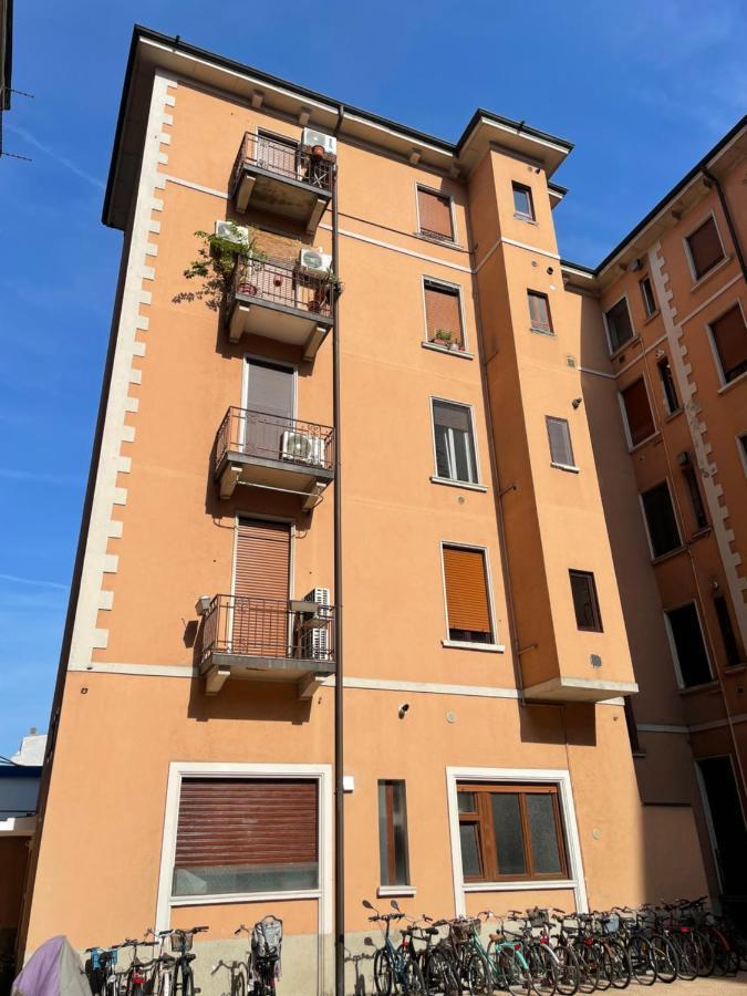 Duomo In 8 Stops Suite Deluxe Loft 米兰 外观 照片